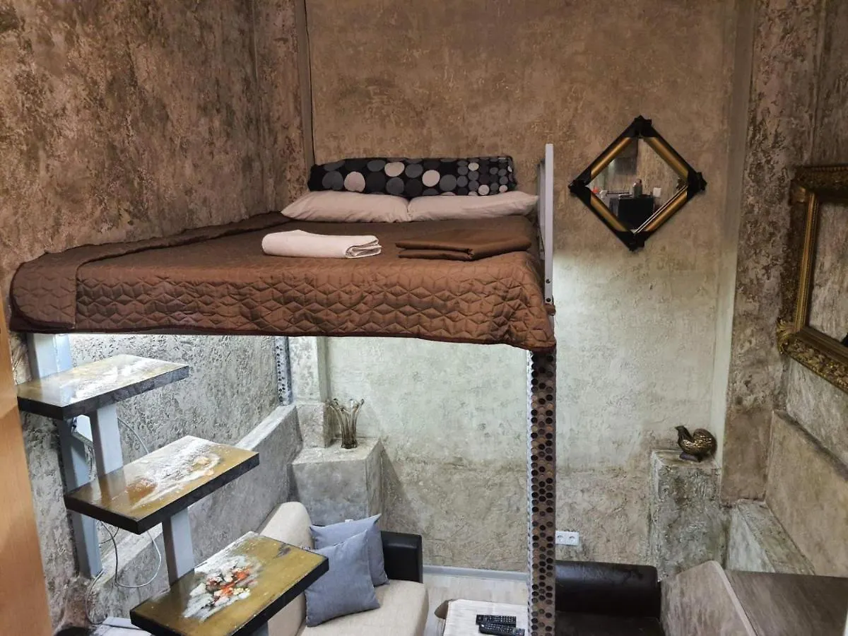 French Apartment 소피아